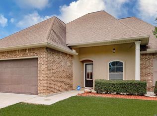 5259 Fox Hunt Dr, Zachary, LA 70791