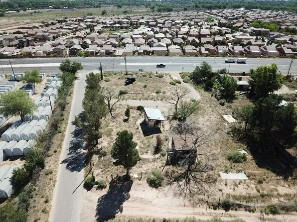 1337 Calle Cielo Vis, Bernalillo, NM 87004