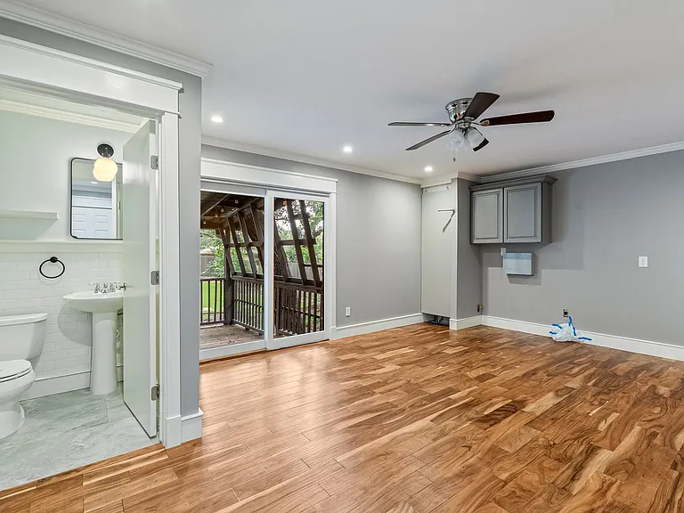 2607 N Shields Dr — Photo 17