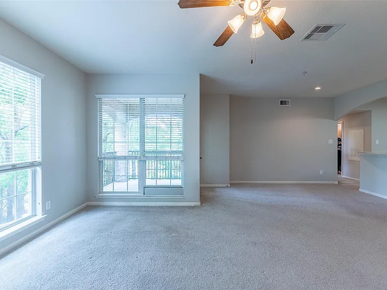 6607 Lake Woodlands Dr #624 — Photo 16