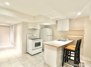 123 Lowther Ave #2, Richmond Hill, ON L4E4P4