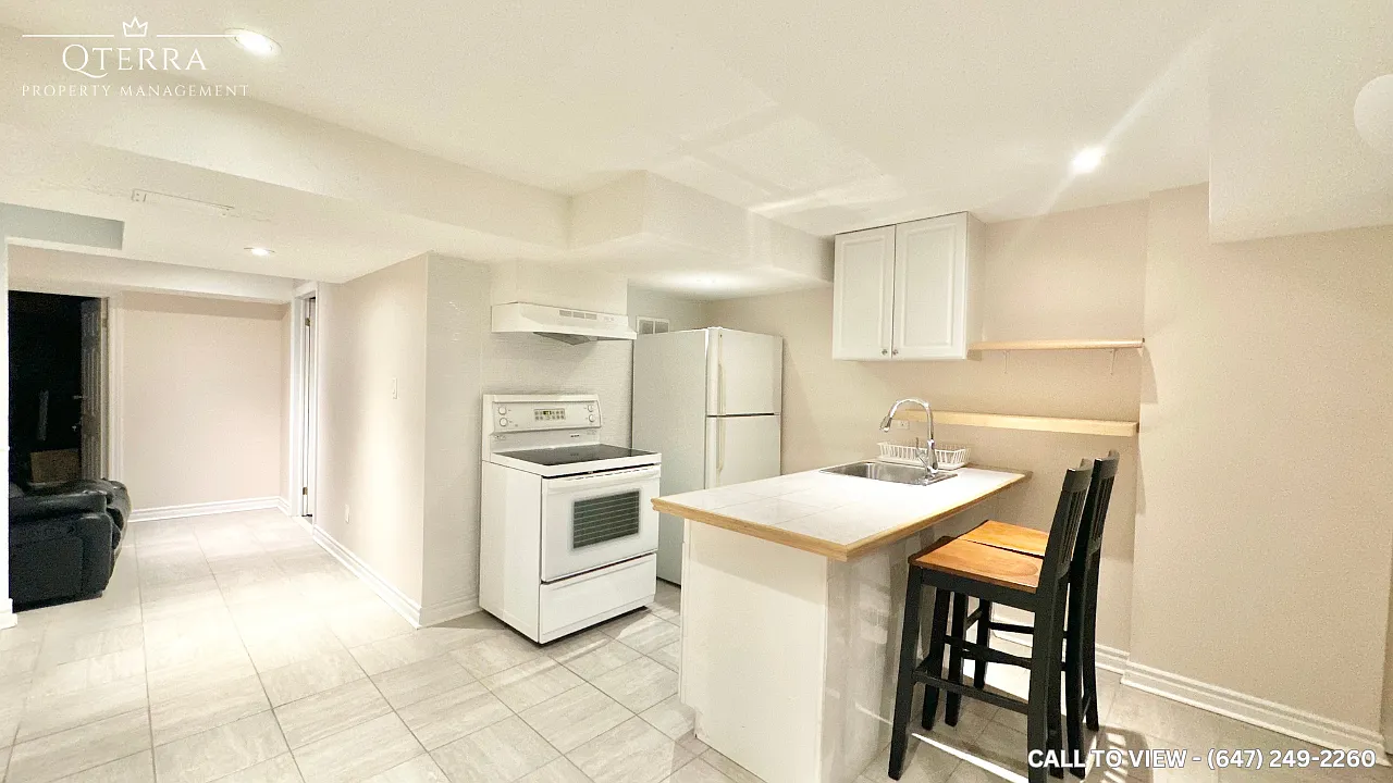 123 Lowther Ave #2 photo 1