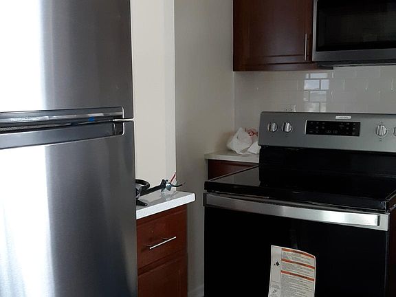 2nd image of 6558 N Richmond St #101