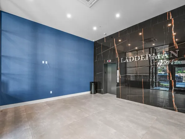 2021 Jones Road image 1 of 12