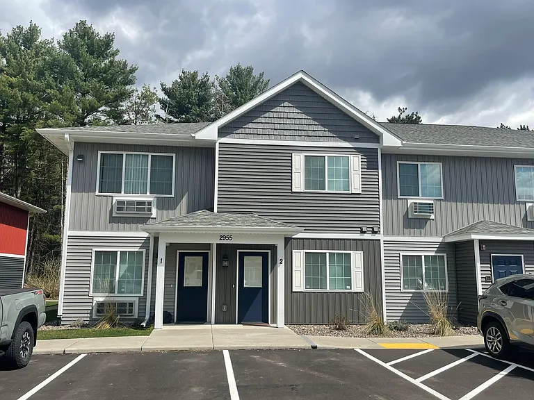 Gateway Place Apartments — Photo 14