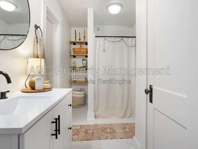 401 W Price Ave — Photo 5