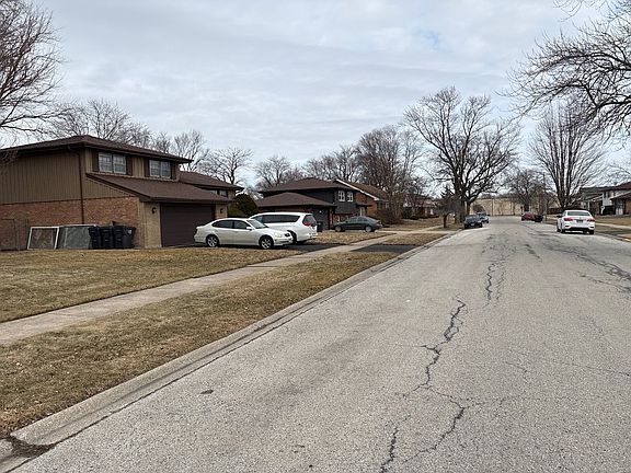 5th image of 1262 E 168th St