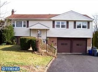 143 Hartline Dr, Reading, PA