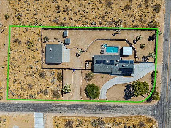 3rd image of 60171 Pueblo Trl