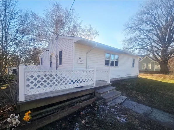 607 Pine St, Tarkio, MO 64491