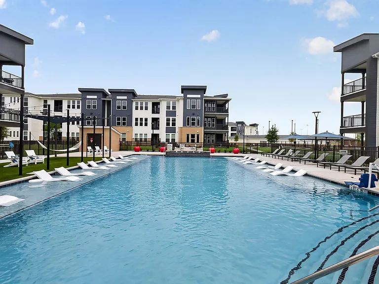Aspire at Greenville — Photo 3