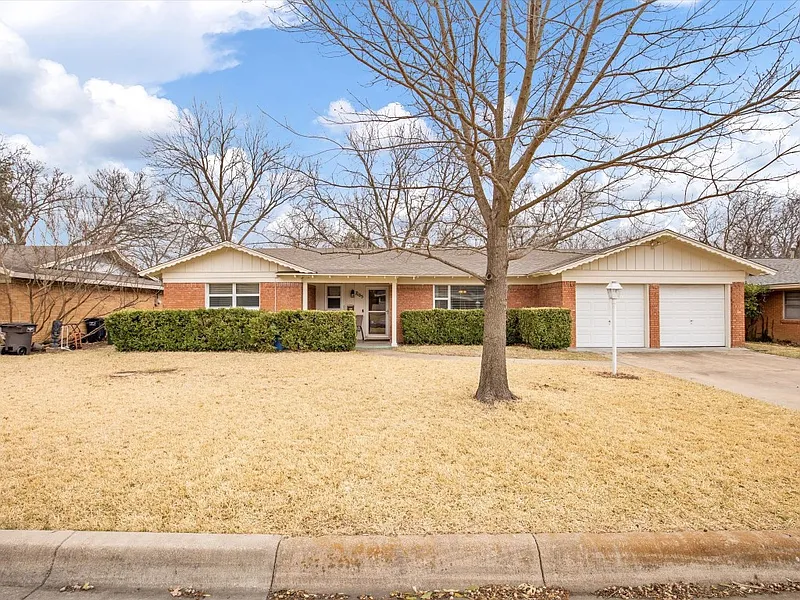 7105 Culver Ave, Fort Worth, TX 76116 | Zillow