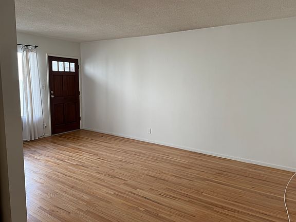 3rd image of 1543 Euclid St APT B