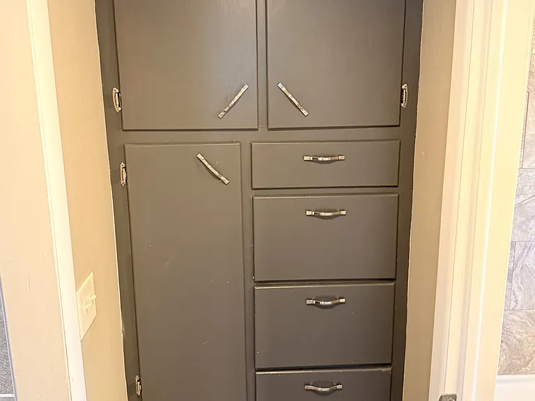 2703 Hull Ave #1 — Photo 8