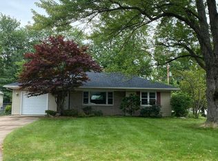 302 N Ridgeway Dr, Battle Creek, MI 49015