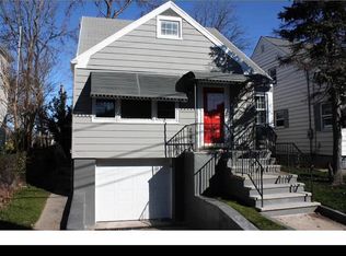 3 Obrien Ct, Bayonne, NJ 07002