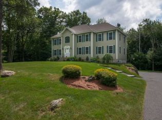 4 Fineview Cir, Pelham, NH 03076
