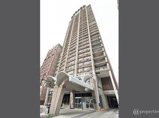 800 S Wells St APT 9B, Chicago, IL 60607