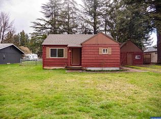707 8th Ave, Sweet Home, OR 97386