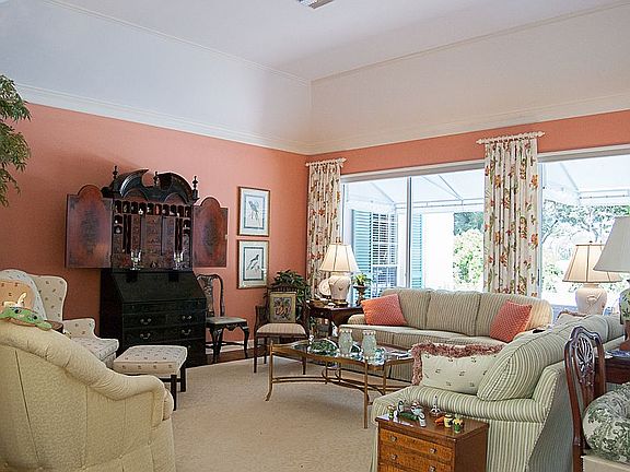 4th image of 121 Clarkson Ln