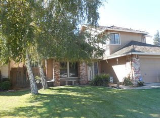 496 E Kirst Dr, Woodbridge, CA