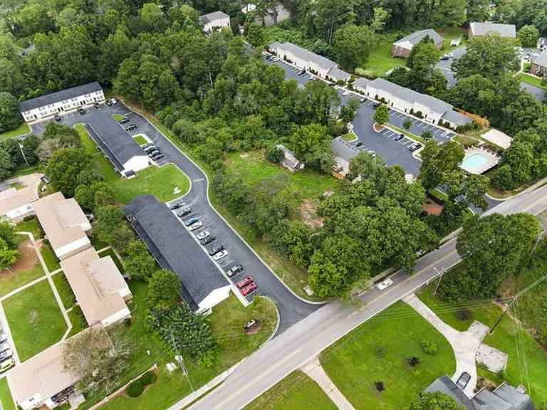Georgia Place Townhomes — Photo 8