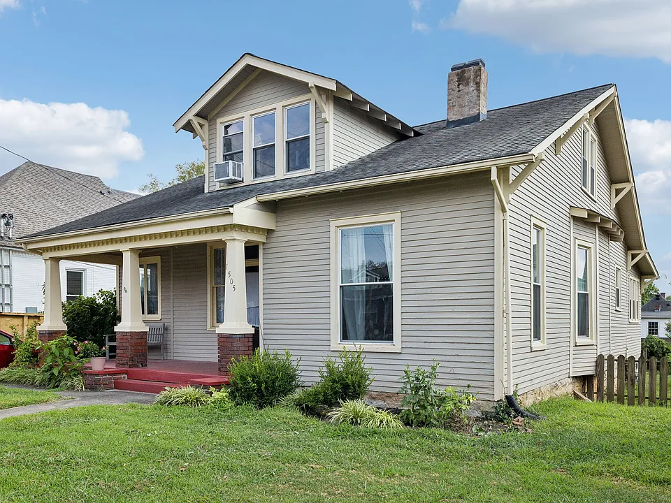 1505 Dallas Ave #B