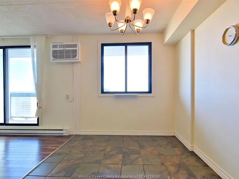 150 Park St W #1812 — Photo 19