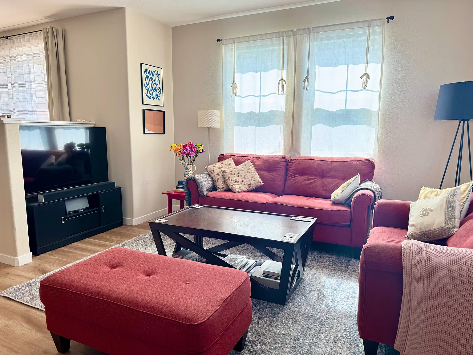157 Zephyr Pl — Photo 1