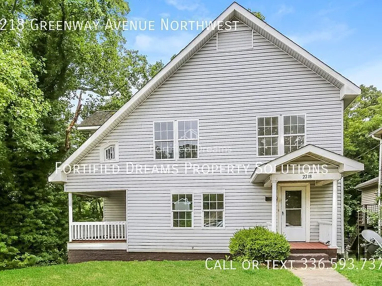 2218 Greenway Ave NW — Photo 1