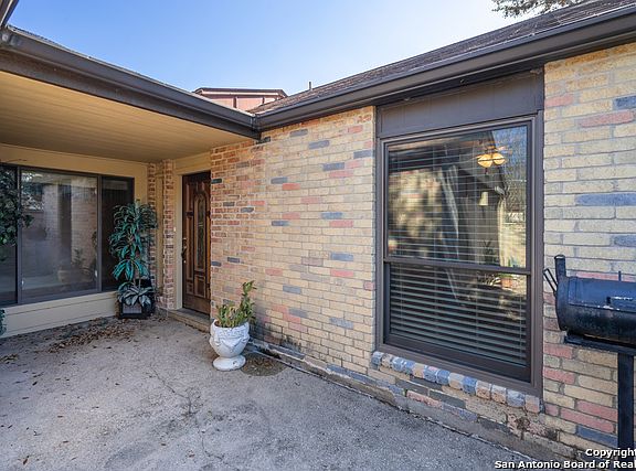 4th image of 14432 Brook Hollow Blvd