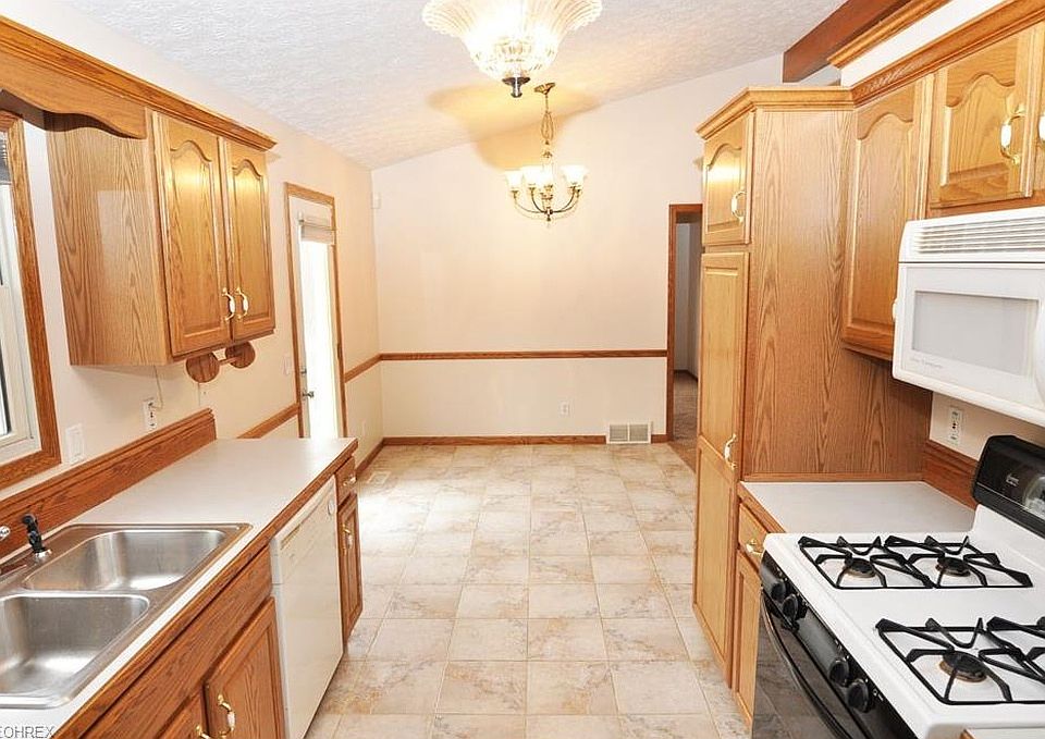 57 Manito Trl Malvern, OH, 44644 Apartments for Rent Zillow