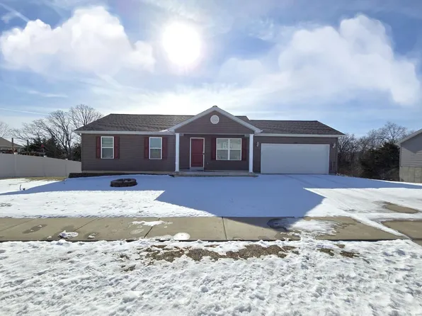 840 Navajo Trl, Warrenton, MO 63383