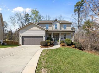 2016 Aramanche Dr, Burlington, NC 27215