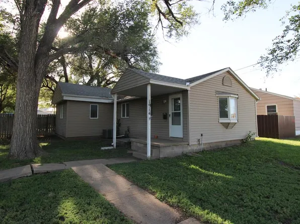 1914 Hageman Ave, Salina, KS 67401