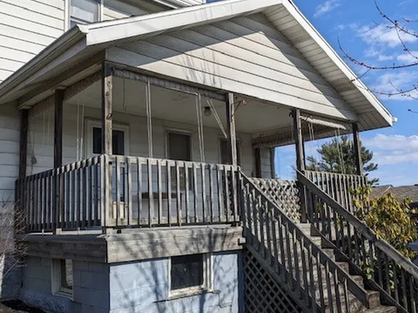 1512 Gringo Rd, Aliquippa, PA 15001