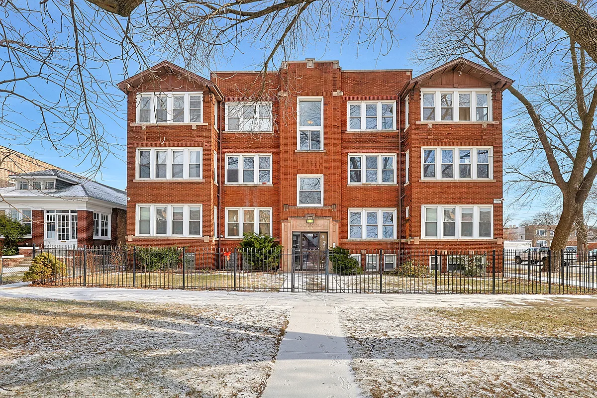 Building Photo - 7955 S Paulina St