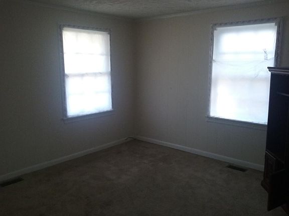4th image of 1808 Overlook Dr
