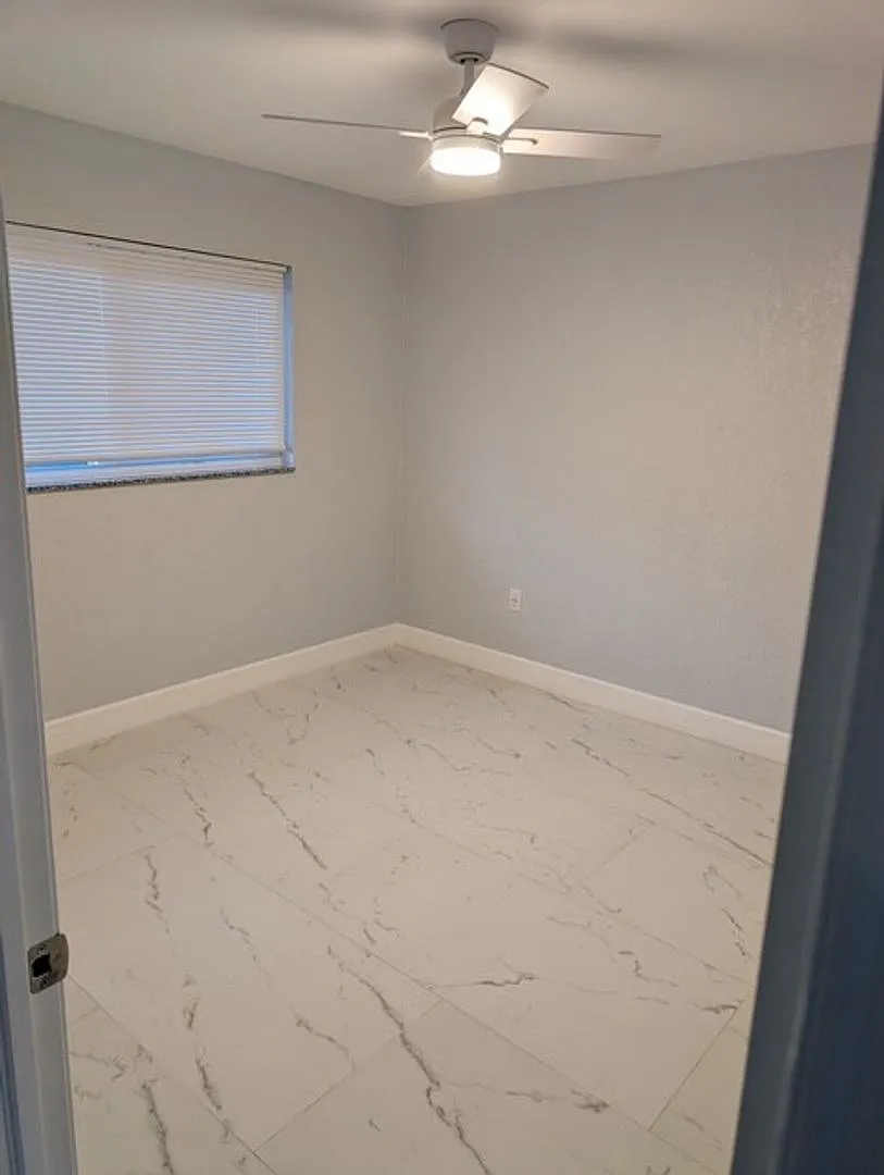 Beautifully Remodeled West Bradenton Duplex 2 Bedroom | 1 Bath — Photo 2