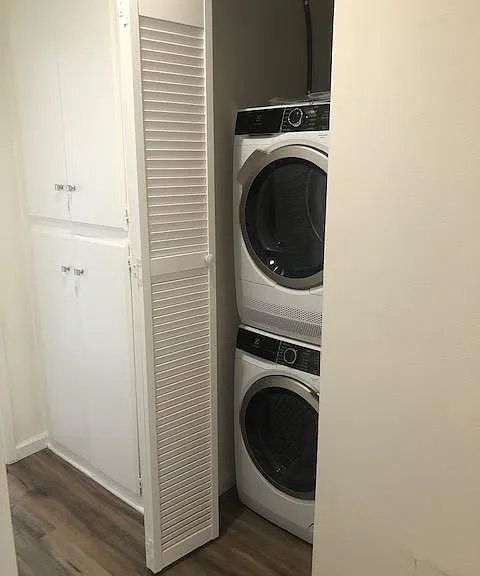 356 Coronado Ave #102 — Photo 8