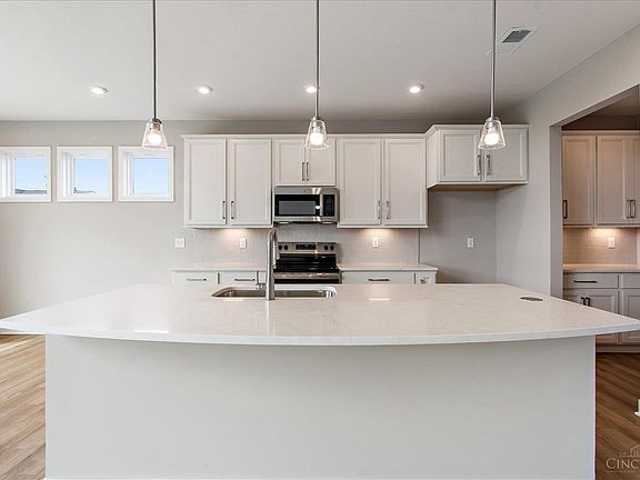 3rd image of 2006 Pebble Grove Way