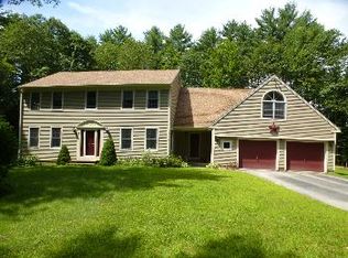 4 Halter Ln, Gorham, ME 04038