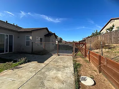 3 bed, 1459 sqft, $3,200 — Photo 3