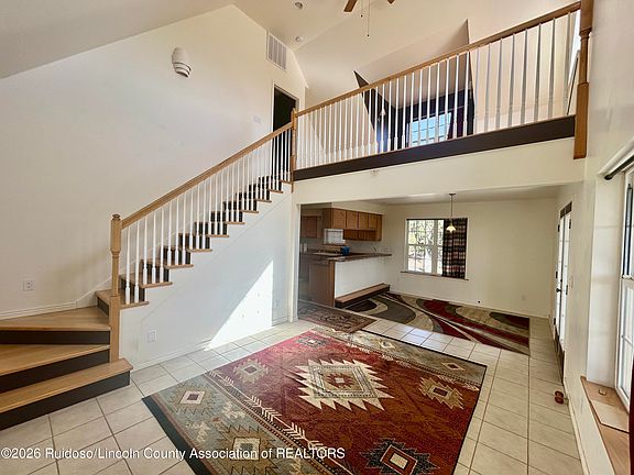 3rd image of 360 Ranch House Rd