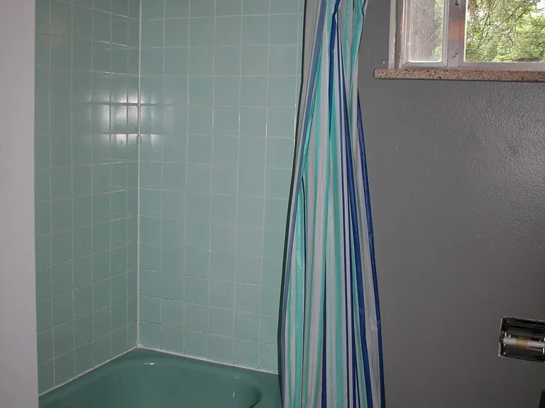 1320 Southridge Dr — Photo 11