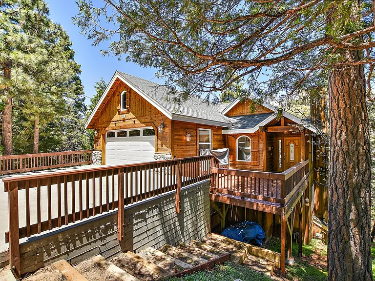 1141 Aleutian Dr — Photo 48