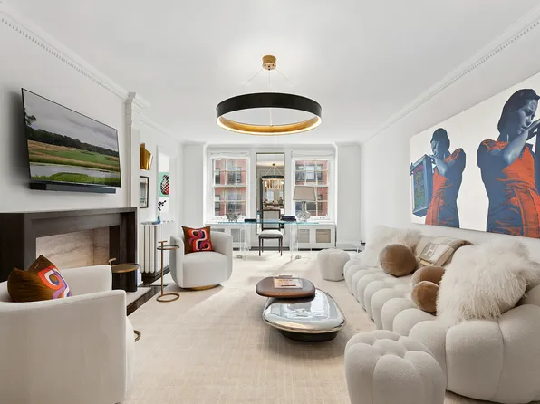 14 Sutton Place South image 1 of 12