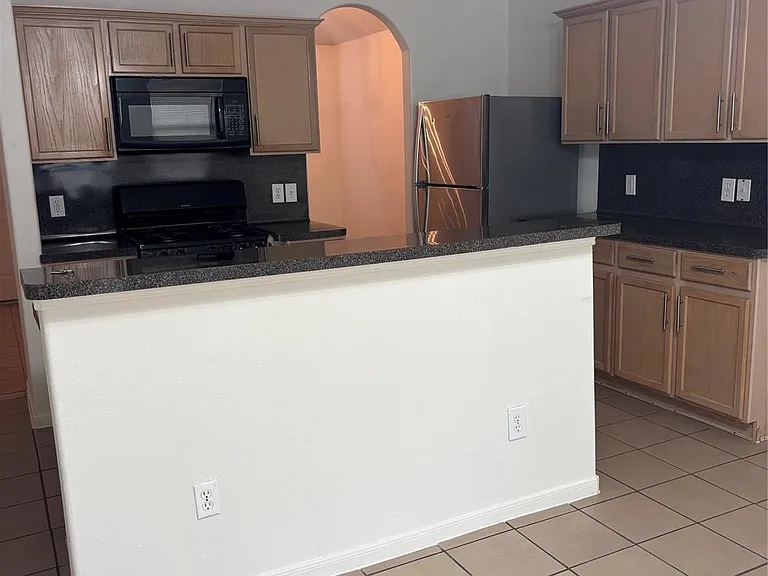 21115 Field House Ct — Photo 9