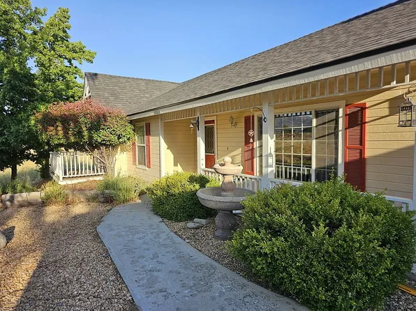 21012 White Pine Dr, Tehachapi, CA 93561