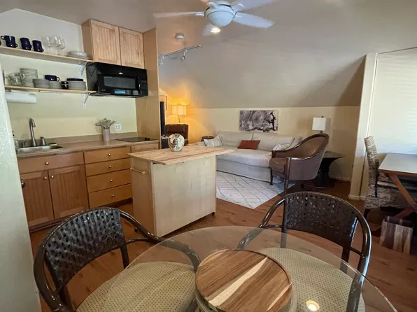 3491 W Dry Creek Rd Studio B, Healdsburg, CA 95448